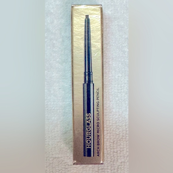 Hourglass DARK BRUNETTE ARCH™ BROW MICRO SCULPTING PENCIL - TRAVEL SIZE NIB - Picture 5 of 7